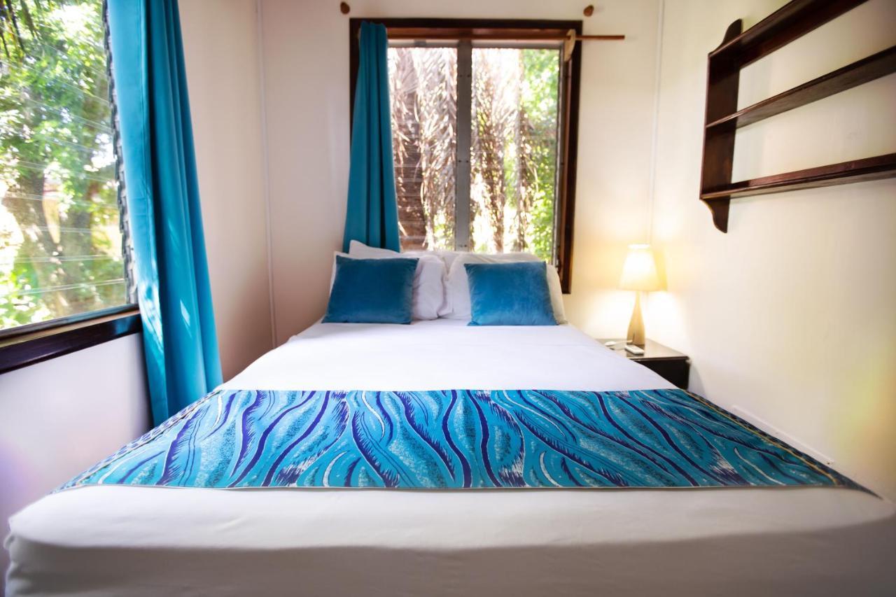 Mango Inn Resort Utila Bagian luar foto